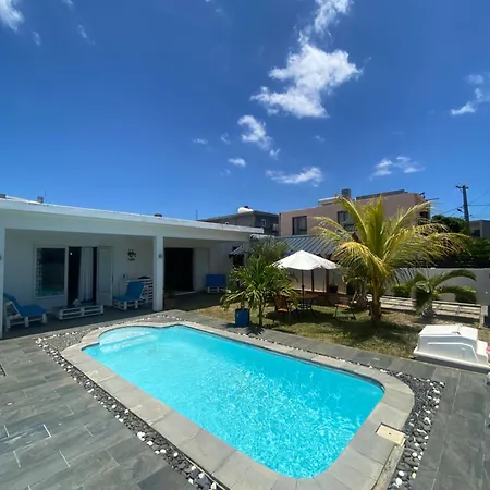 3 Bedroom Private Villa - Near Flic En Flac
